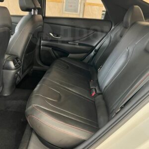 Hyundai Elantra 2023