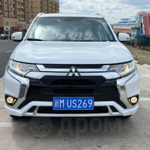 Mitsubishi Outlander 2021