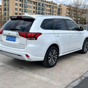 Mitsubishi Outlander 2021