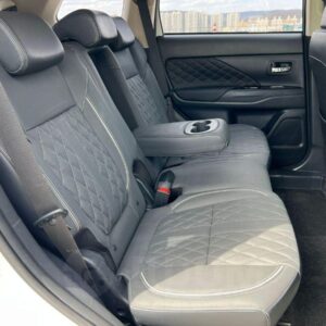 Mitsubishi Outlander 2021