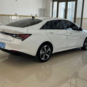 Hyundai Elantra 2022