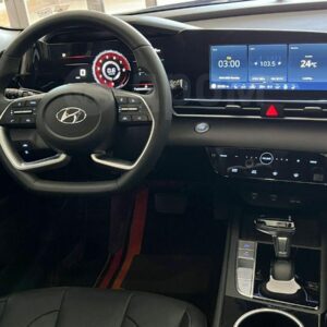 Hyundai Elantra 2022