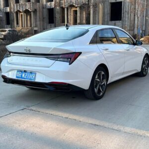 Hyundai Elantra 2022