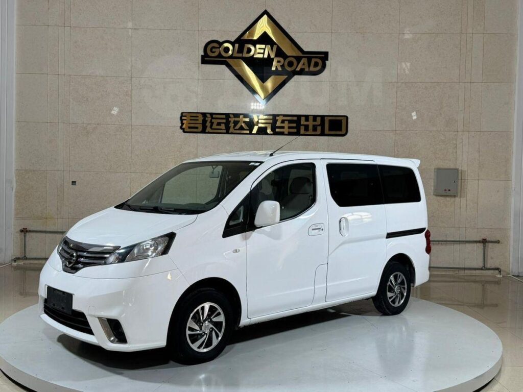 Nissan NV200 2018