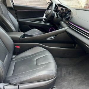 Hyundai Elantra 2021