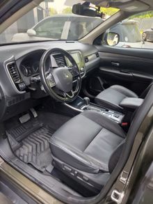Mitsubishi Outlander 2021