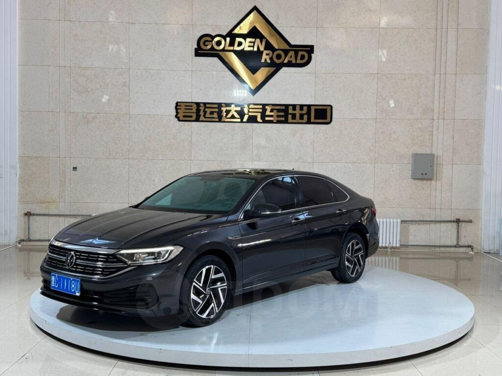 Volkswagen Sagitar 2022