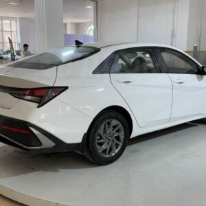Hyundai Elantra 2023
