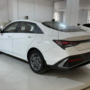 Hyundai Elantra 2023