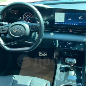 Hyundai Elantra 2022