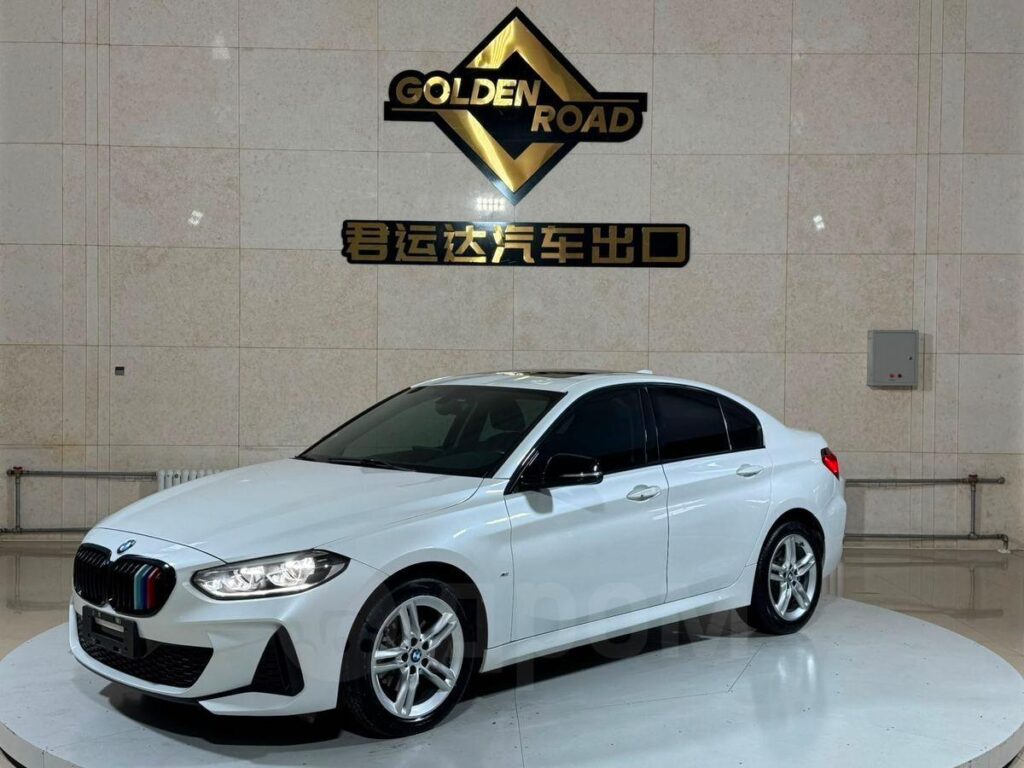 BMW 1-Series 2023