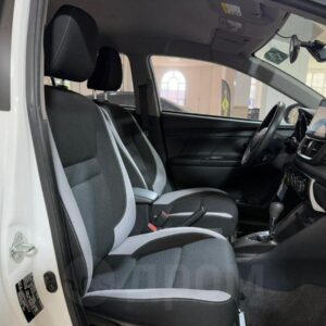 Toyota Yaris L 2022