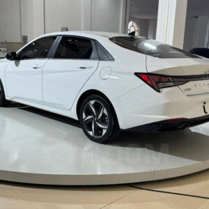 Hyundai Elantra 2022