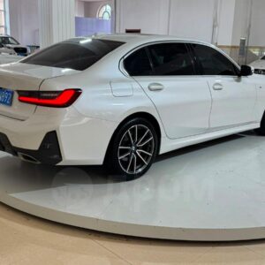 BMW 3-Series 2023