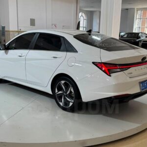 Hyundai Elantra 2022
