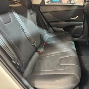 Hyundai Elantra 2022
