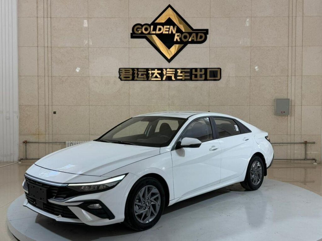 Hyundai Elantra 2023