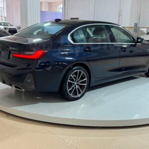 BMW 3-Series 2023