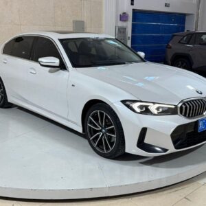 BMW 3-Series 2023