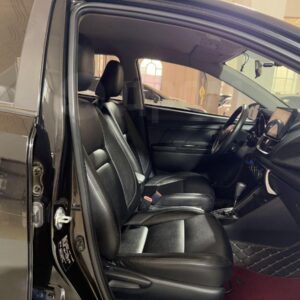 Toyota Yaris L 2022