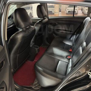 Toyota Yaris L 2022