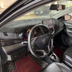 Toyota Yaris L 2022