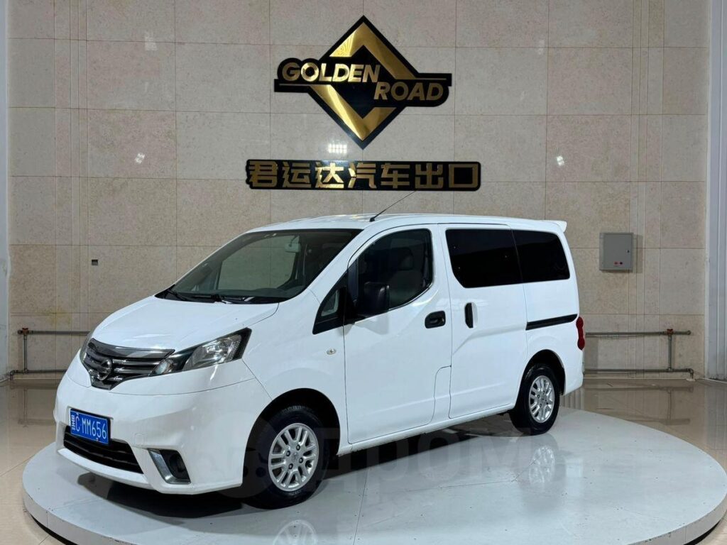 Nissan NV200 2017