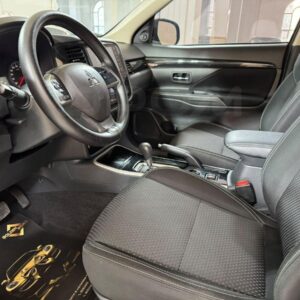 Mitsubishi Outlander 2022