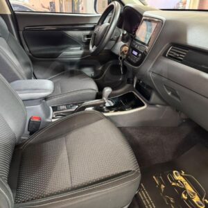 Mitsubishi Outlander 2022