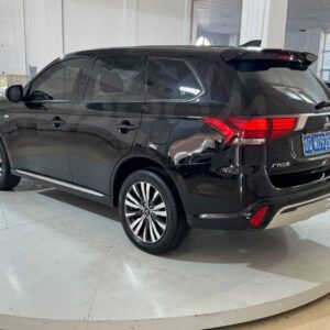 Mitsubishi Outlander 2022