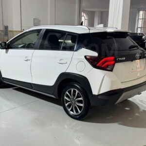 Toyota Yaris L 2022